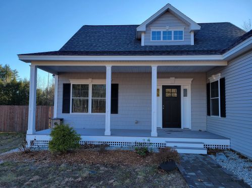 66 Hoit Rd, Concord, NH 03301-1804