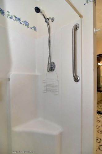 18 Atwells Ave, Providence RI 02909-1026 exterior