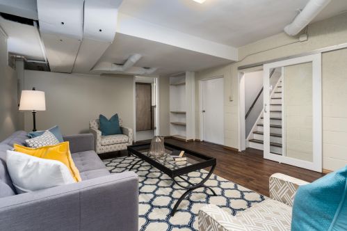 4796 Larkin St, Milwaukee WI 53211-1152 exterior