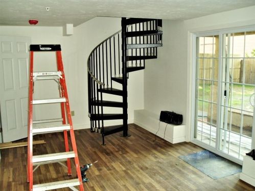 8 Harlem St, Worcester MA 01610-2106 exterior