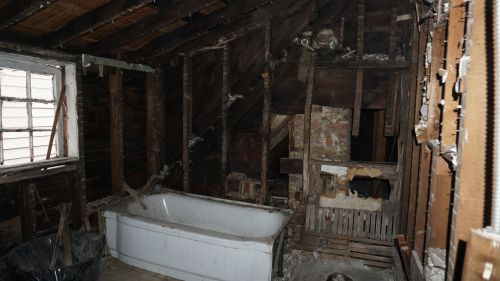 7629 Dante Ave, Chicago IL 60619-2719 exterior