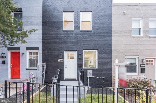 1271 16th St, Washington DC  20002-2556 exterior