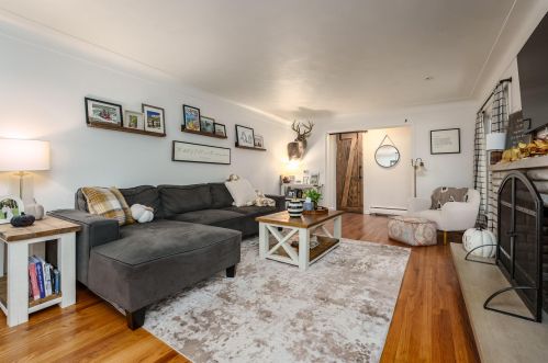 8523 Westnedge Ave, Kalamazoo MI  49002-6227 exterior