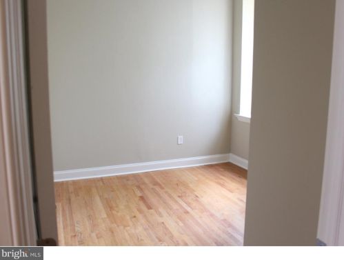 408 9th St, Philadelphia PA  19123-3802 exterior