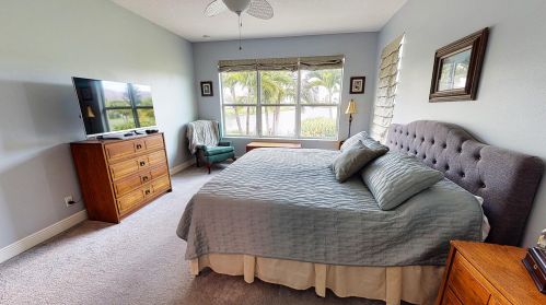 9601 Royal Poinciana Dr, Fort Pierce FL  34987-2508 exterior