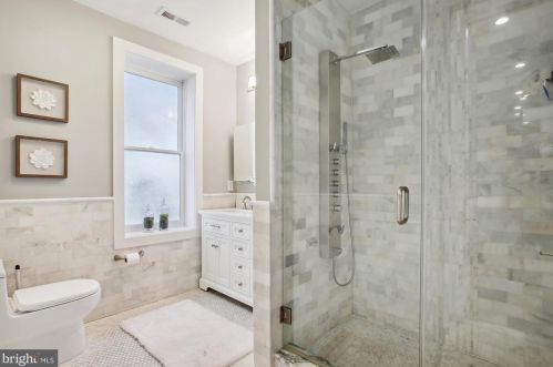 2208 Q St, Washington DC 20001-1955 exterior