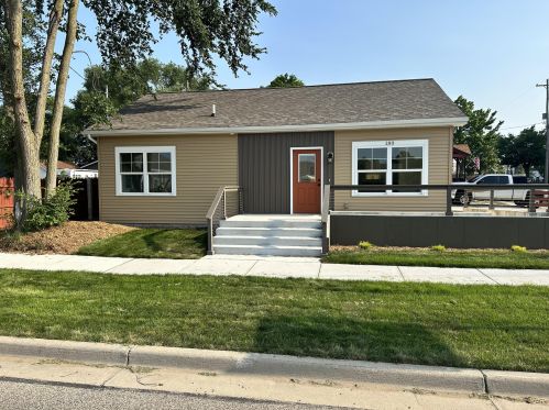 180 Houston Ave, Meskegon, MI 49440-1438