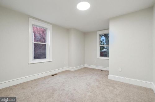 5920 Ellsworth St, Philadelphia PA 19146-2828 exterior