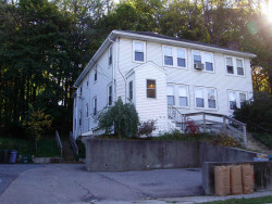 99 Ripley St, Newton, MA 02459-2210