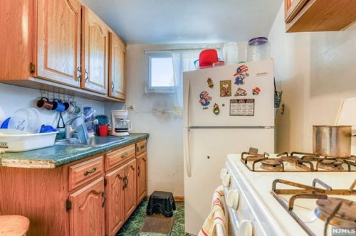 117 6 St, Paterson NJ 07508-2121 exterior