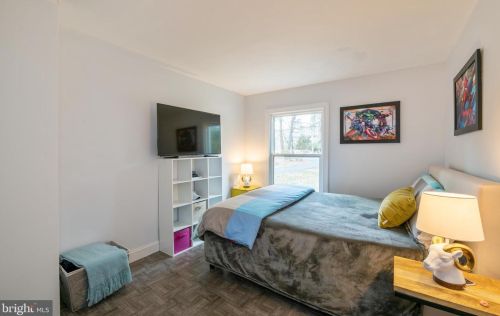 184 Carter Rd, Princeton NJ 08540-2103 exterior