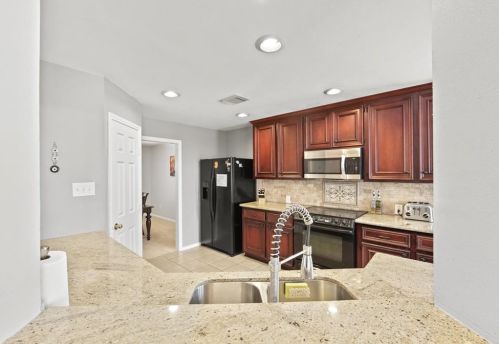 12715 Cedar Grv Ct, Humble TX 77346-3091 exterior