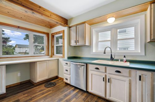 3616 89th St, Milwaukee WI  53228-1534 exterior