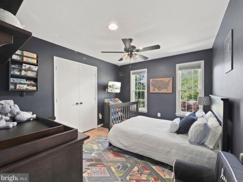 8224 Inverness Holw Ter, Rockville MD 20854-2726 exterior