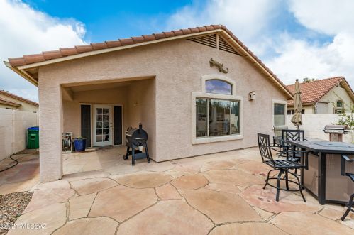 11280 Flt Granite Dr, Tucson AZ 85737-4614 exterior