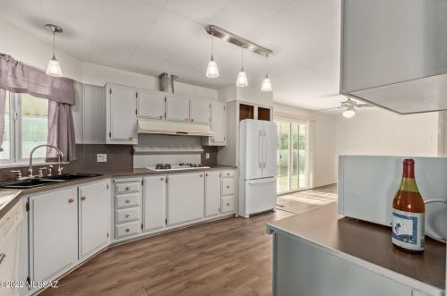 108 Mora Dr, Green Valley AZ 85614-4318 exterior