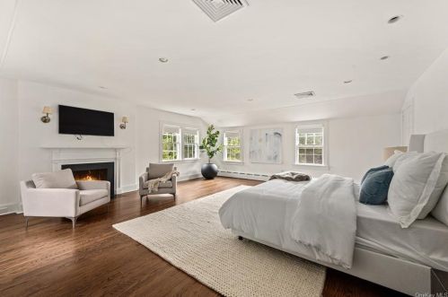 14 Middle Patent Rd, Armonk NY  10504-2802 exterior