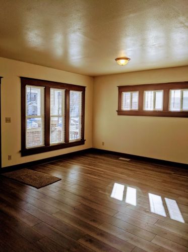 866 13 St, Manitowoc WI 54220-5103 exterior