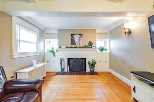 103 Birchwood Ave, Springfield MA  01106-1107 exterior