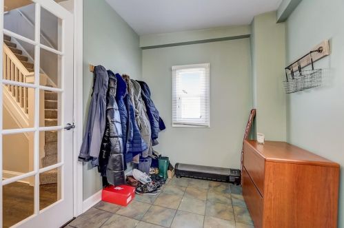 712 7 Ave, Broadview IL 60153-2022 exterior