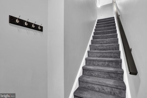 1714 Foxmeadow Cir, Limerick, PA 19468-1558