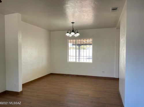 809 Belvedere Ave, Tucson AZ 85712-3218 exterior