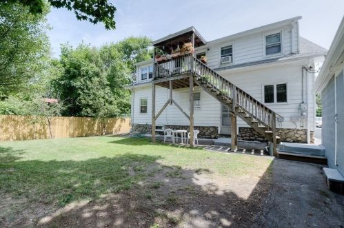 19 Highland Ter, Worcester MA 01602-4202 exterior