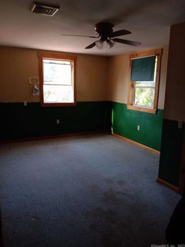 475 Putnam Pike, Killingly CT 06241-1608 exterior