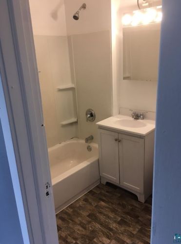 2110 7th St, Duluth MN 55806-3905 exterior