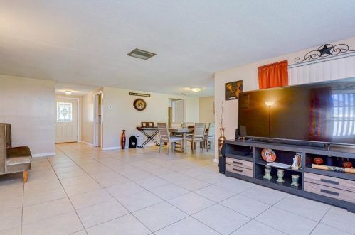 8005 Jasmine Blvd, Port Richey FL 34668-3225 exterior