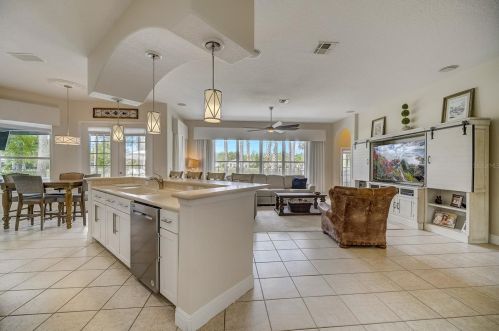 1453 Foxtail Ct, Lake Mary FL 32746-4467 exterior