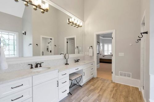 1233 Austin Gln Dr, Atlanta GA 30338-3233 exterior