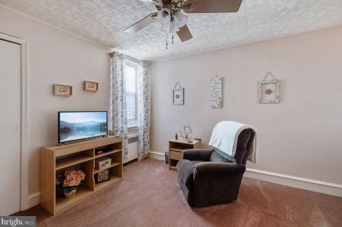 3223 Longshore Ave, Philadelphia PA 19149-2025 exterior