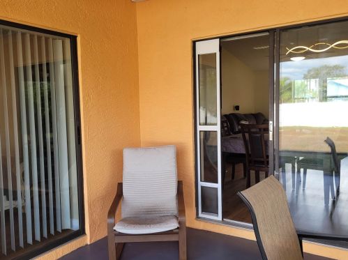 457 Walters Ter, Fort Pierce FL  34983-3878 exterior