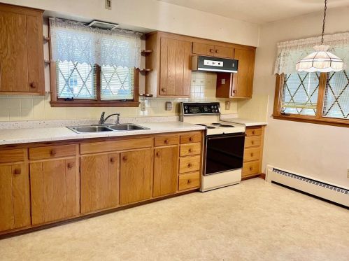 509 Mclean Ave, Tomah WI  54660-1914 exterior