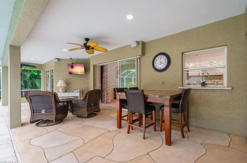 6160 Copper Leaf Ln, Naples FL 34116-6741 exterior