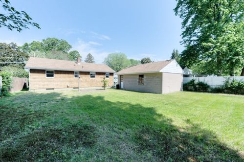 50 Upton St, Springfield, MA 01104-1043