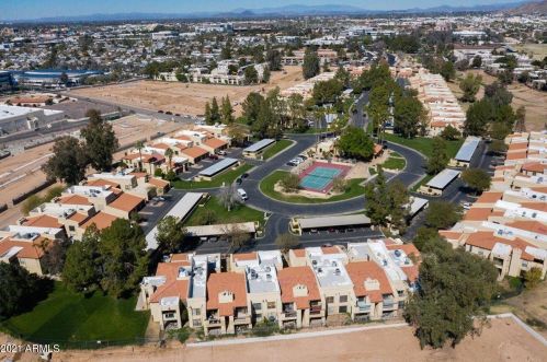 8201 21st Dr, Phoenix, AZ 85021-4941