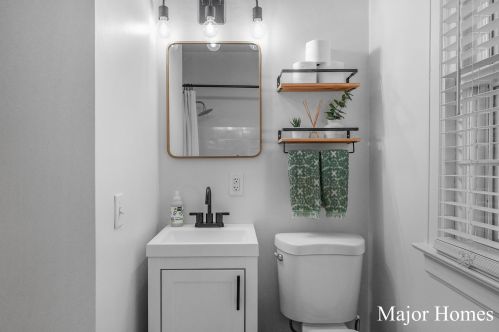 1407 Philadelphia Ave, Grand Rapids MI 49507-2234 exterior