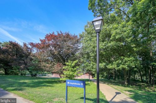 311 Kentucky Ave, Alexandria VA 22305 exterior