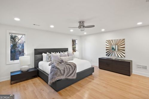 30 Chevaux Ct, Atlanta GA  30342-1944 exterior