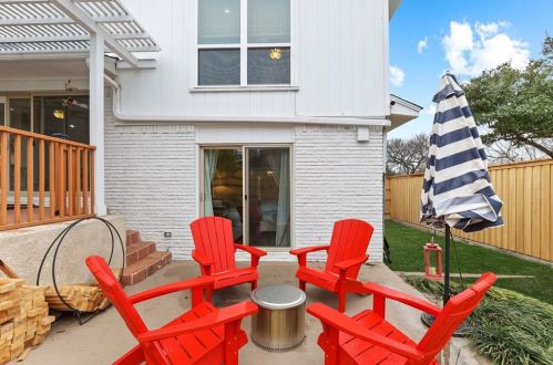 10153 Dentport Dr, Dallas TX 75238-2104 exterior