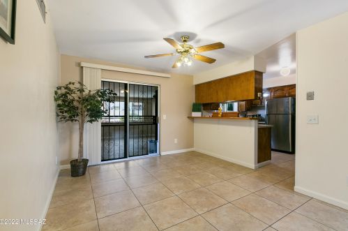 4510 Glenn St, Tucson AZ 85716-2128 exterior