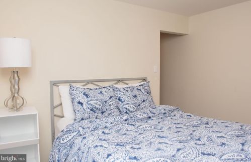 449 Chestnut St, Lancaster PA 17603-3400 exterior