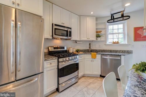 1225 C St, Washington DC 20003-1806 exterior