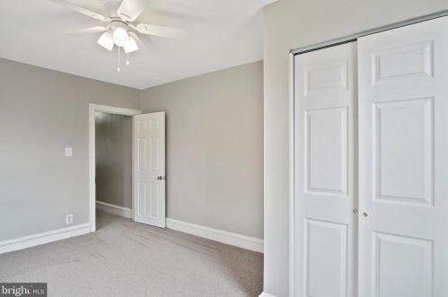 4255 Houghton St, Philadelphia PA 19128-1744 exterior