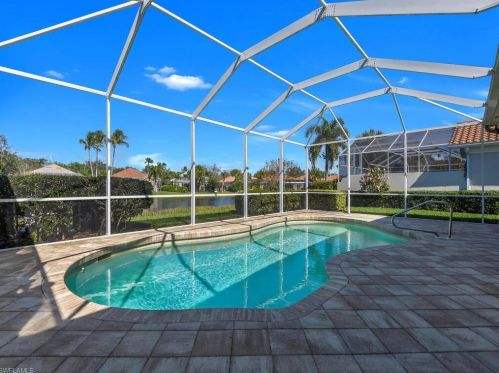 5211 Hawkesbury Way, Naples FL 34119-9582 exterior