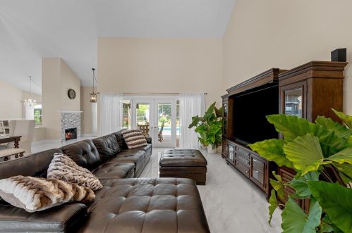 2700 41st St, Boca Raton FL  33434-5842 exterior