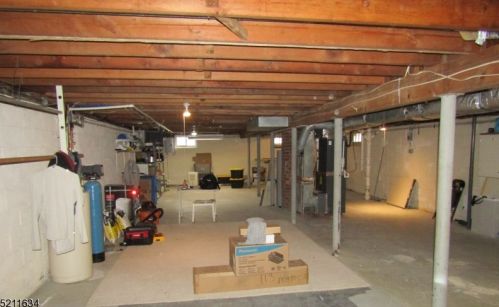 1571 Brookside Rd, Mountainside NJ  07092-1601 exterior