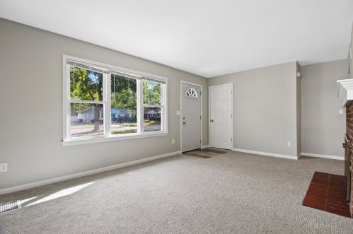 3725 63, Milwaukee WI 53220-1957 exterior